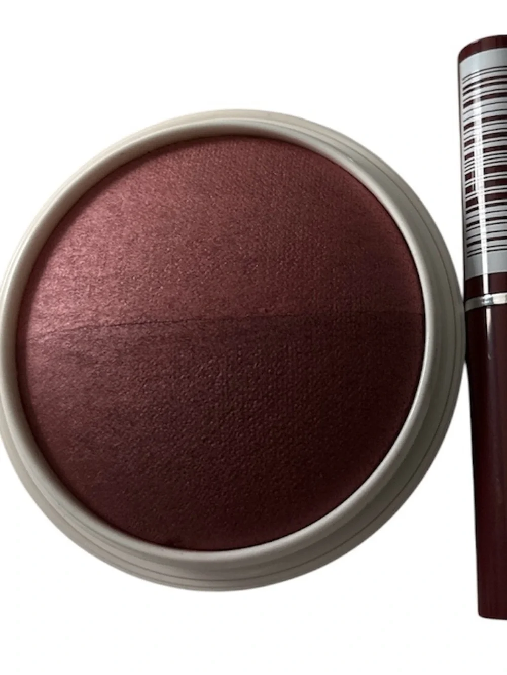 Clinique Wine-Toned Lipstick with O!eis The Duet Baked Blush - Berry Mauve - Picture 2 of 2